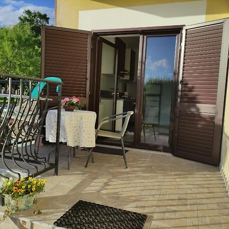 Apartmani Melia Marčelji Екстериор снимка